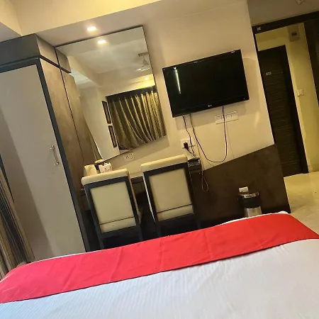 Hotel Aston International-3