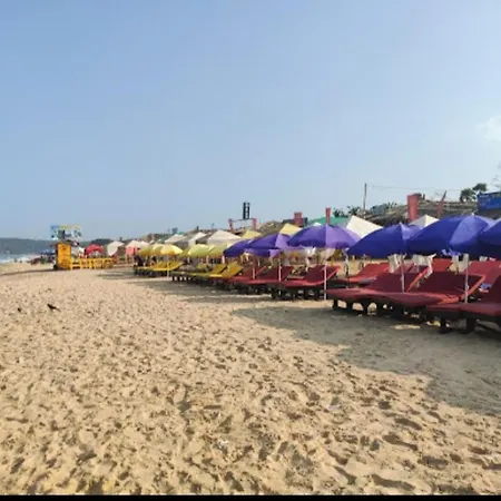 Red Rock Arambol Beach-3