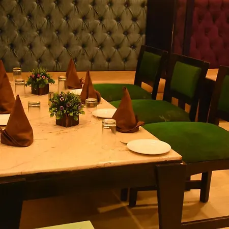 Clarks Inn Kaushambi-3