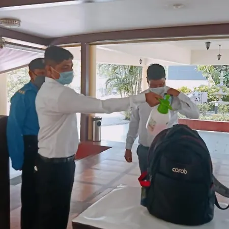 Hotel President New Court-Fully Vaccinated Staff-3