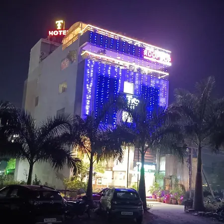 The Tripti Hotel & Banquets-2