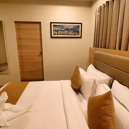 Clarks Inn Express Udaipur-2