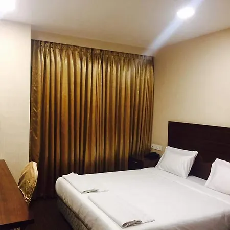 Layalee Grande Hotel Chennai-3