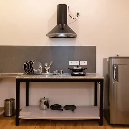 Convastay Prestige- Near Apollo Hospital & Us Consulate-2