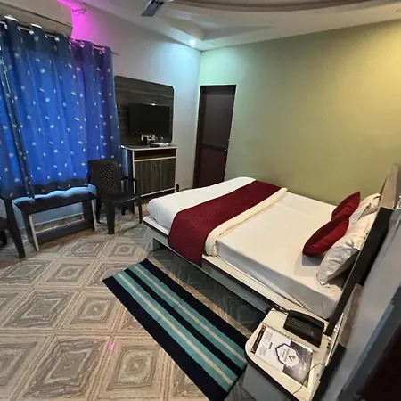 Hotel Lakhdatar Palace-3