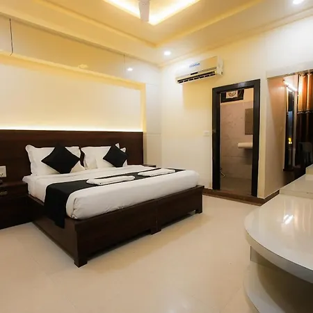 Hotel Agra Dazzling East Gate-2