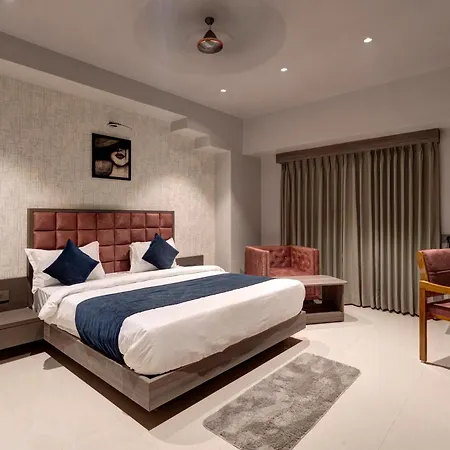 Hotel Sparsh Divine-3