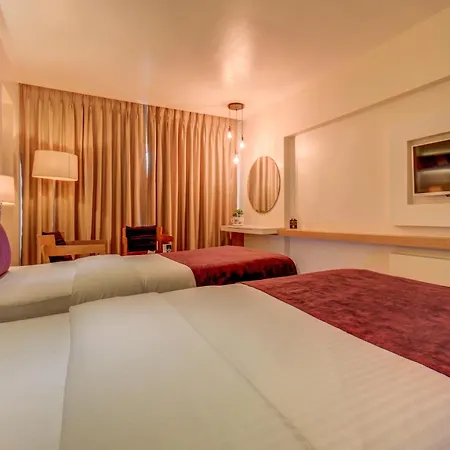 The Ssk Solitaire Hotel & Banquets-3