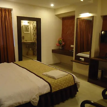 Hotel Maan Residency Satellite Road-2
