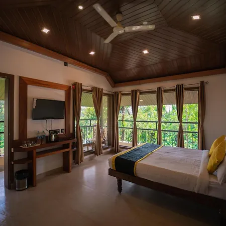 Kingmaker'S Plantation With River Stream-3