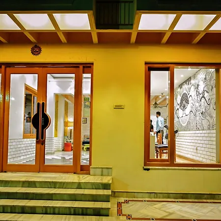 Trimhotel Buddha Varanasi-2