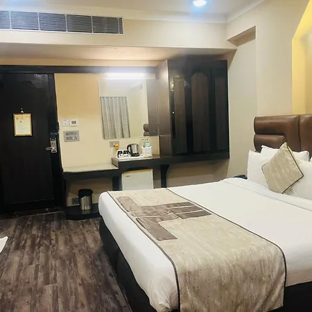 Hotel Rajmahal-3