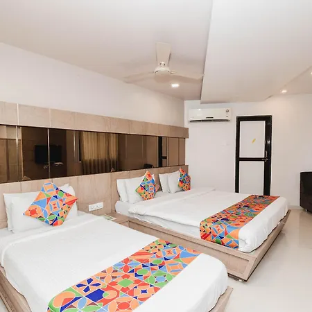 Hotel Amber Railway Station-2