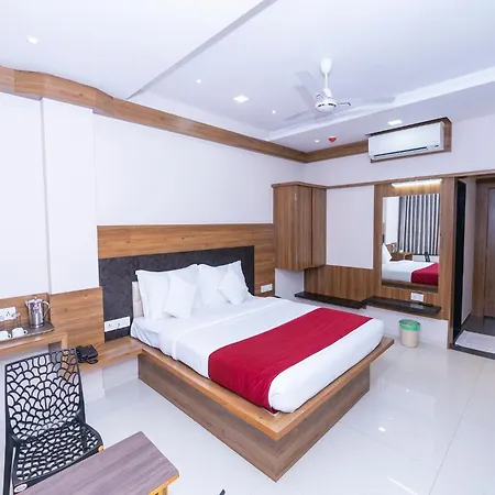 Hotel Chiranjeevi Kolhapur-3