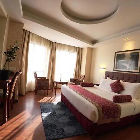Crescent Resort, Darjeeling-2