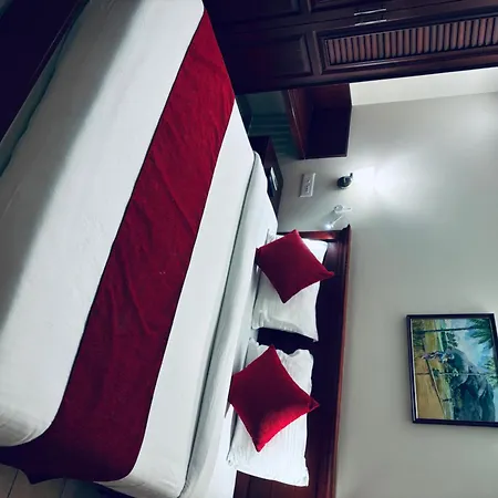 Hotel Seven Hills-3