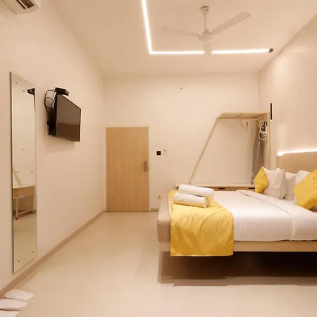 Hotel Varuna-3