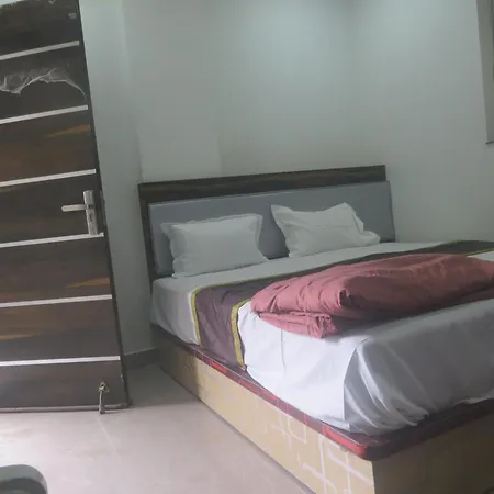 Rajmahal Resort Banquet Hall And Hotel-2