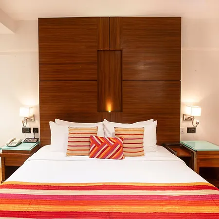 Hotel Bawa Continental Juhu Beach-2