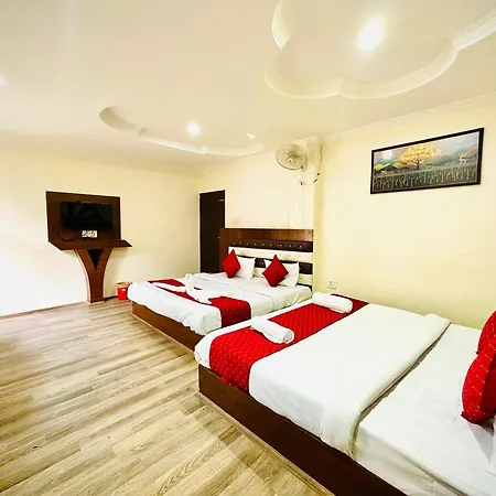 Hotel Vansh-A Hotel With Private Lawn And Parking-3