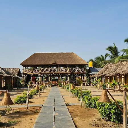 The King On The Rocks Resort Hampi-2