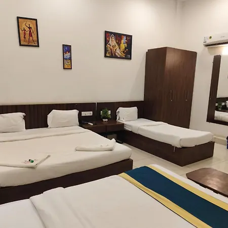 Topdealhotel Sheesh Mahal-3