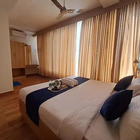 Sky Inn-3