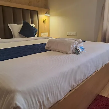 Sky Inn-2