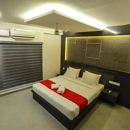 D-Luxe Hotel-2