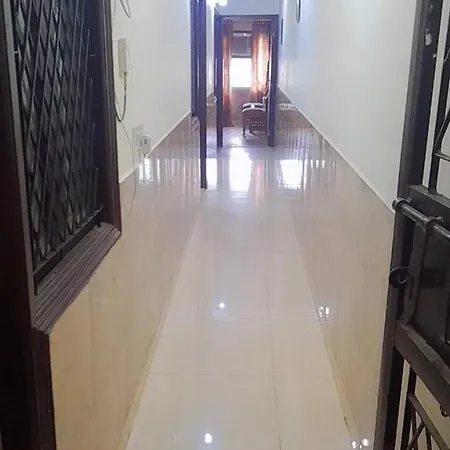 Hotel Moon Chanakyapuri Satya Niketan- Couple Friendly-2