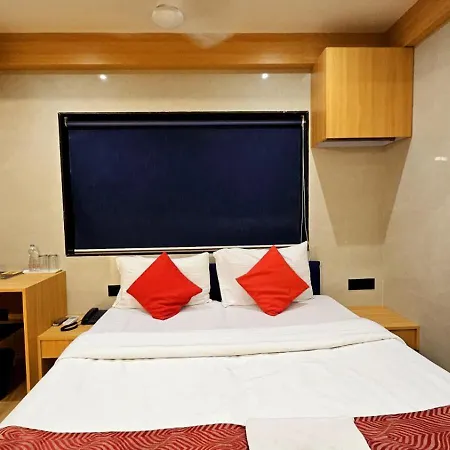 Hotel Vashi Inn-2