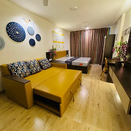 Sheesh Mahal - Family Studio Apt W Pool-3