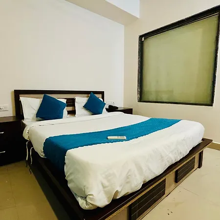 Silver Key Suites-2