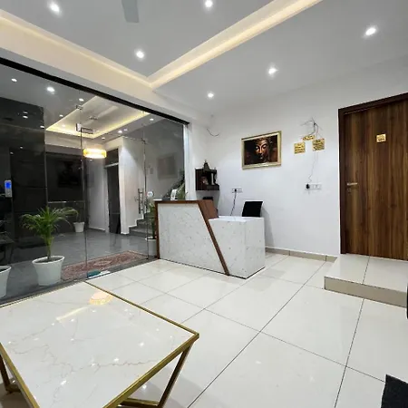 Hotel Platinum Inn-3