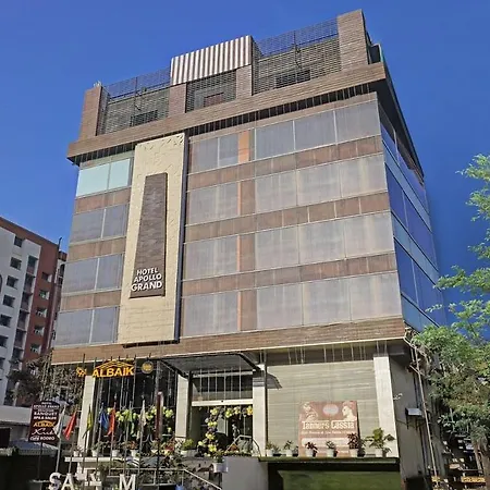 Hotel Apollo Grand-3