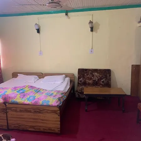 Hotel Embassy-3