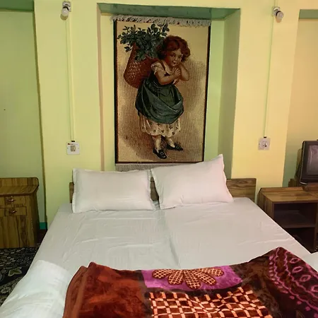 Hotel Embassy-2