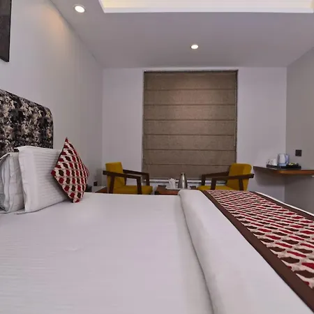 Hotel Nityaa Suites-2