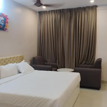 Gateway Airport Hotel-2