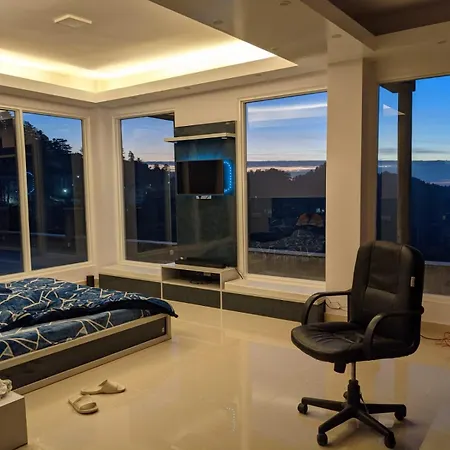 El Cielo, B&B-3