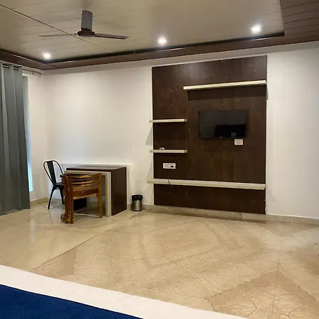 Hotel Viraj-2