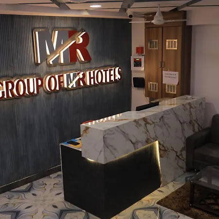 Hotel Maruti R-3
