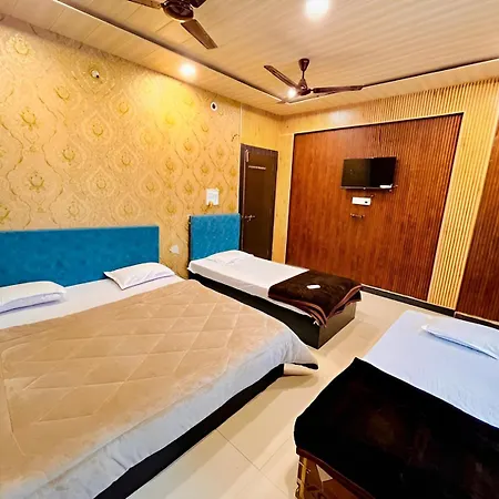 Pallav Guest House-3