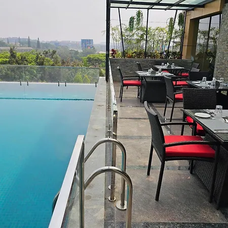 Quality Inn Rockwell Grand-Bangalore International Airport-3