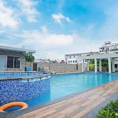 Holiday Beach Resort !! Beach Distance 50 Mts !!-2