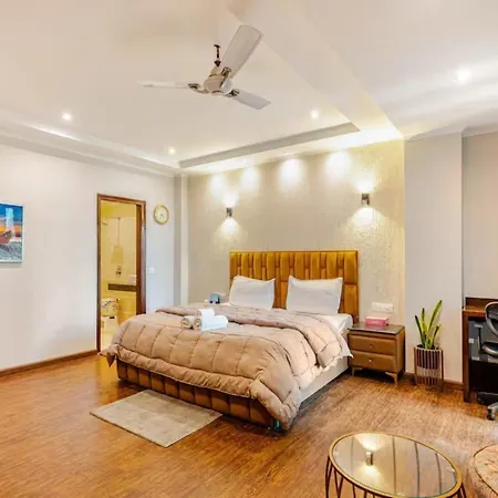 Hotel City Premier - Golf Course Road ,Gurgaon-3