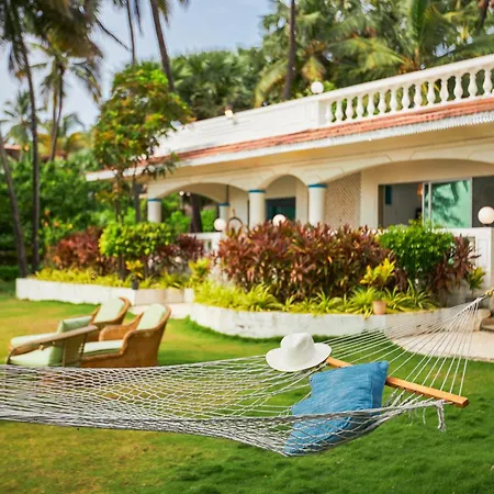 Stayvista'S Villa Bharat - Beachfront Serenity With A Spacious Lawn-2