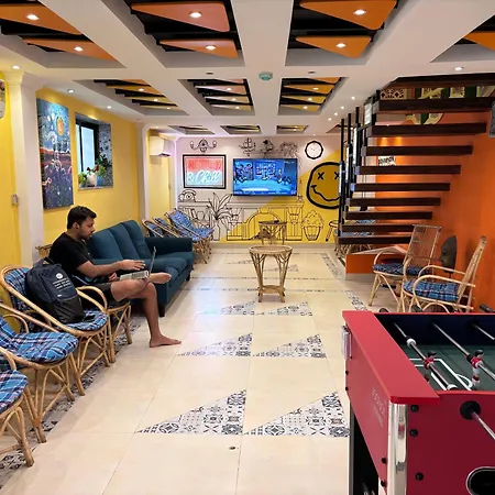 Ostelo Mumbai Airport Hostel-2
