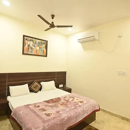 Hotel Siyaram-3