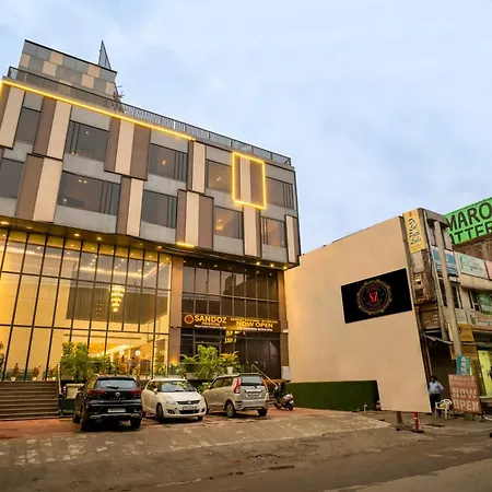 Sandoz Pribson Hotel Near Golden Temple-2